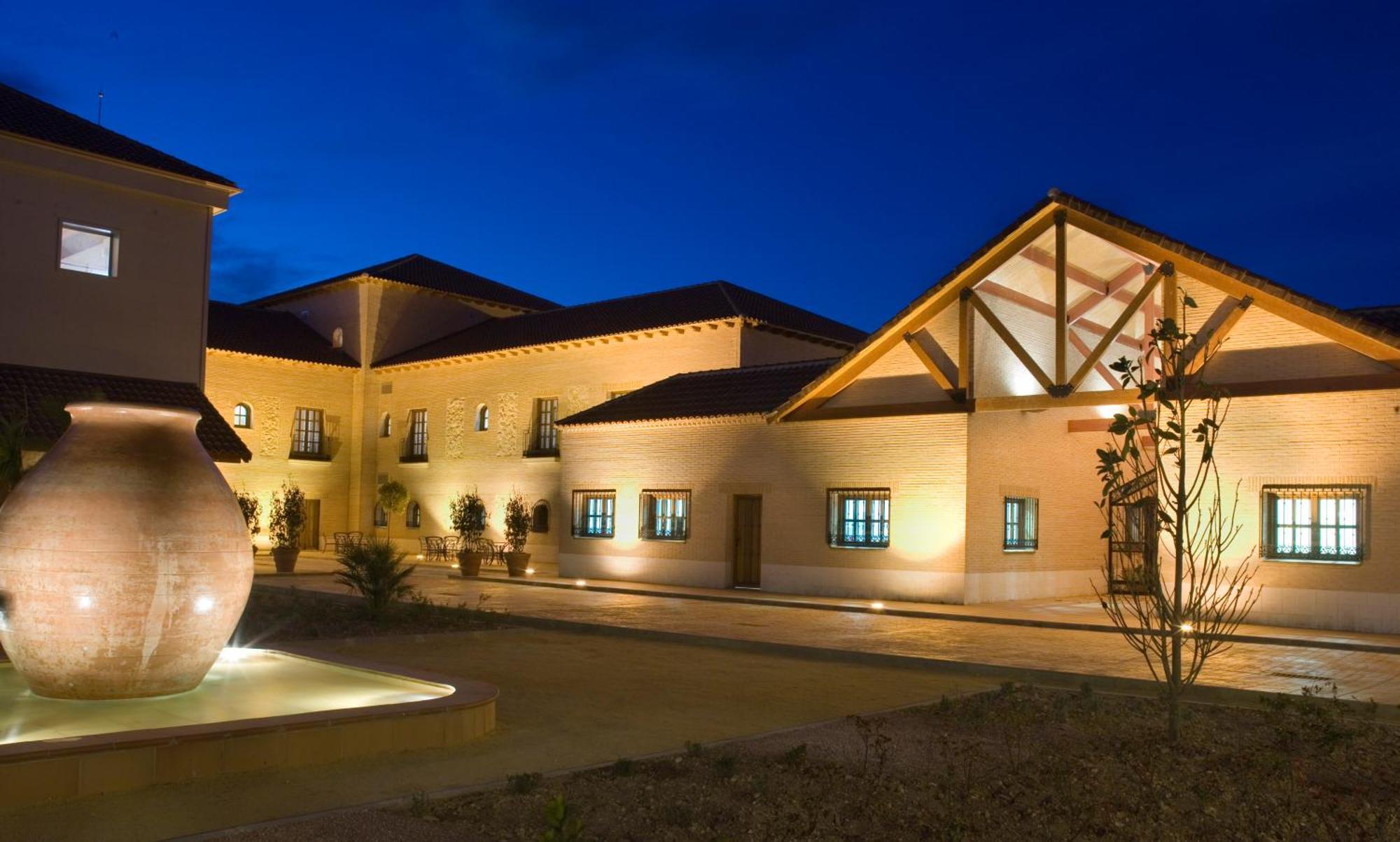 Bodegas Hacienda Albae Argamasilla de Alba Exterior foto