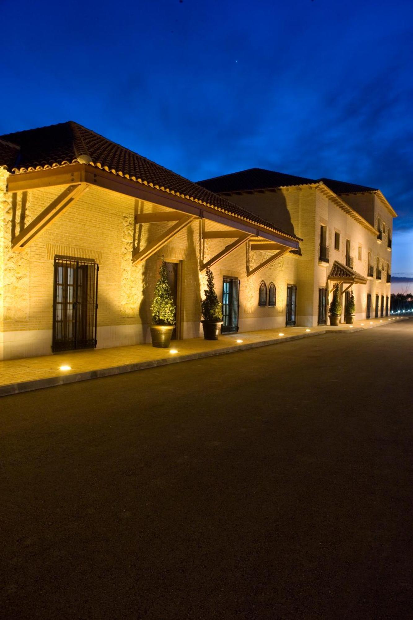 Bodegas Hacienda Albae Argamasilla de Alba Exterior foto